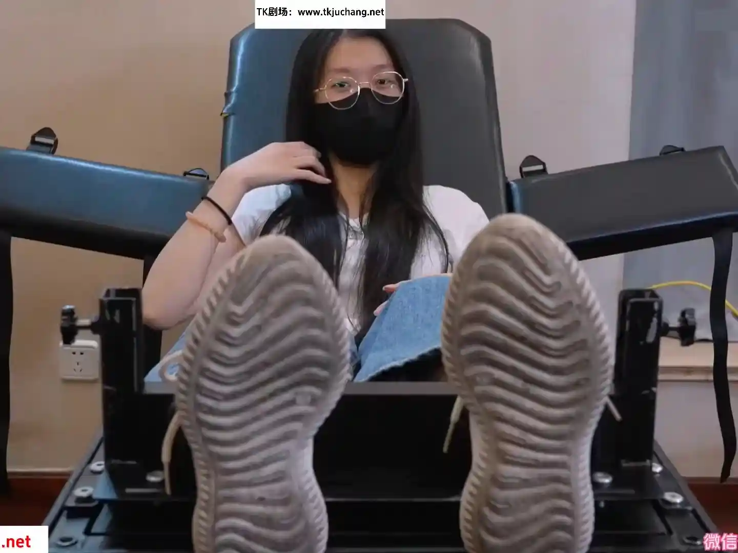推王tk 挠舔万粉女高s博主云朵-TK剧场